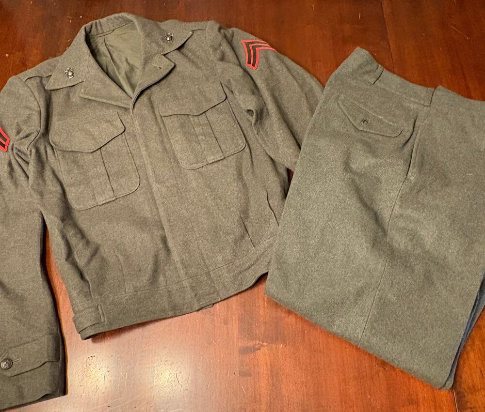 Authentic USMC Marines Post-WWII era Wool Vandegrift Uniform Set